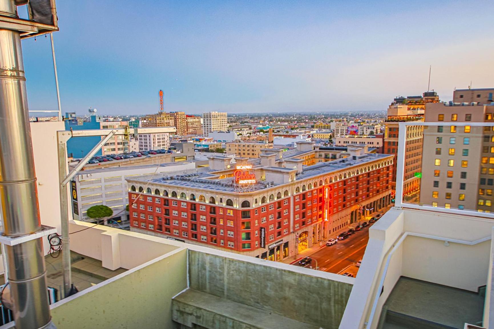 Stunning 1 Bdr 1 Bth, Pool, Jacuzzi Apartment Los Angeles Exterior photo
